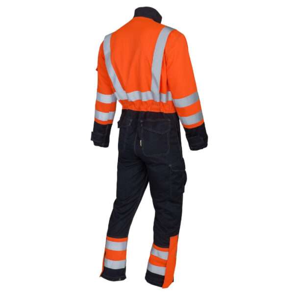 Progarm 4658 Arc Orange Coverall is a premium quality two-tone coverall in super-soft VXS+ fabric and high-visibility and navy contrast. Designed for use in both the utility and rail markets, the coverall meets RIS-3279-TOM and is suitable for use alongside a body harness.