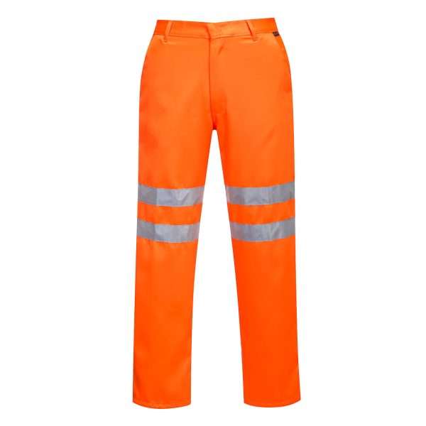 Portwest Hi-Vis Polycotton Service Trousers are a traditionally styled poly-cotton work trousers. Idela for working on or near rail tracks. RIS-3279-TOM
