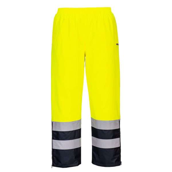 Portwest Hi-Vis Winter Trousers are cleverly designed winter pants that keeps the wearer visible, safe, warm & dry in all weather conditions. EN ISO 20471